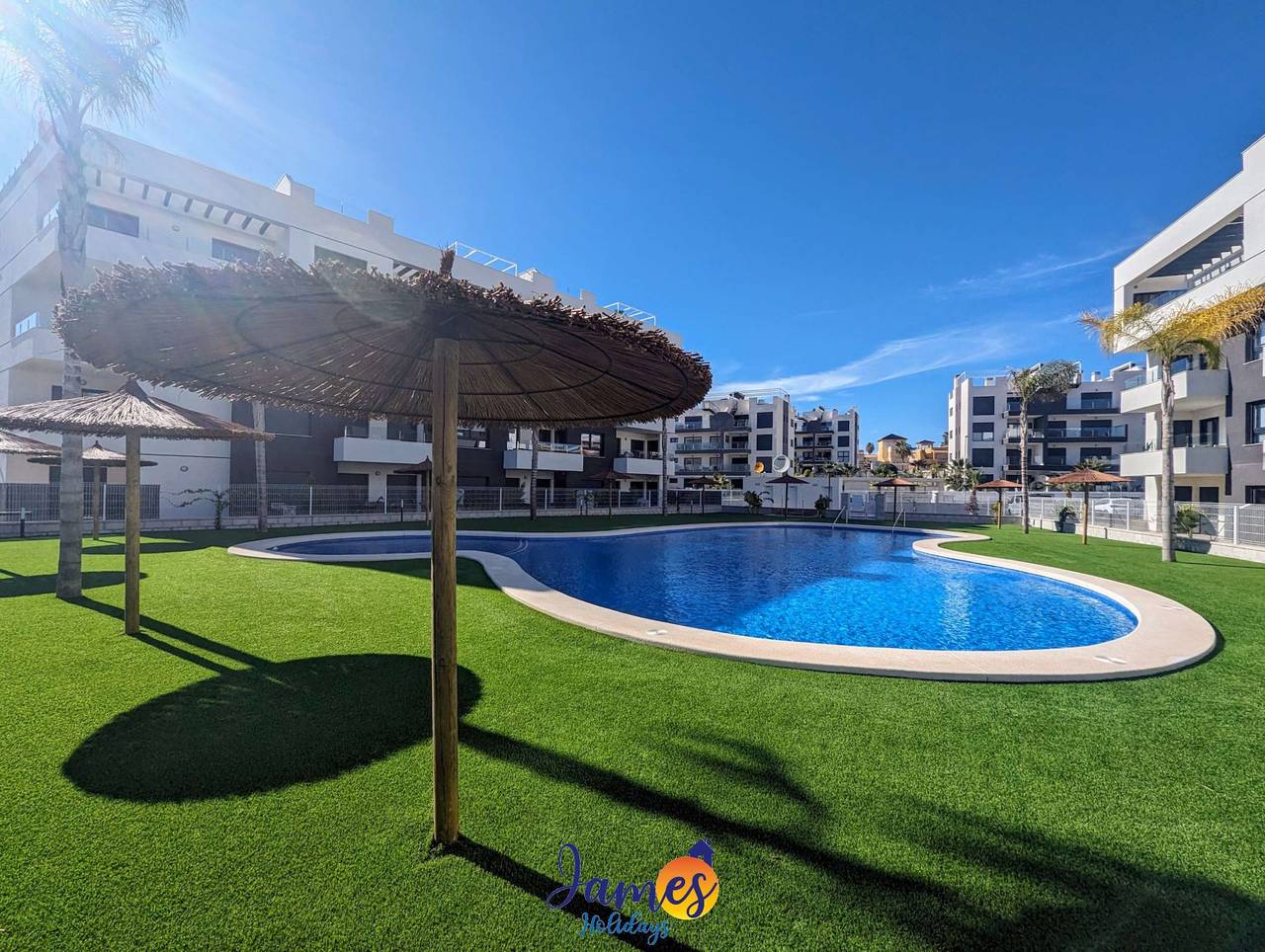 Entire apartment, Luxury penthouse with Solarium and Com Pool Vm78 in Panorama Golf, Orihuela