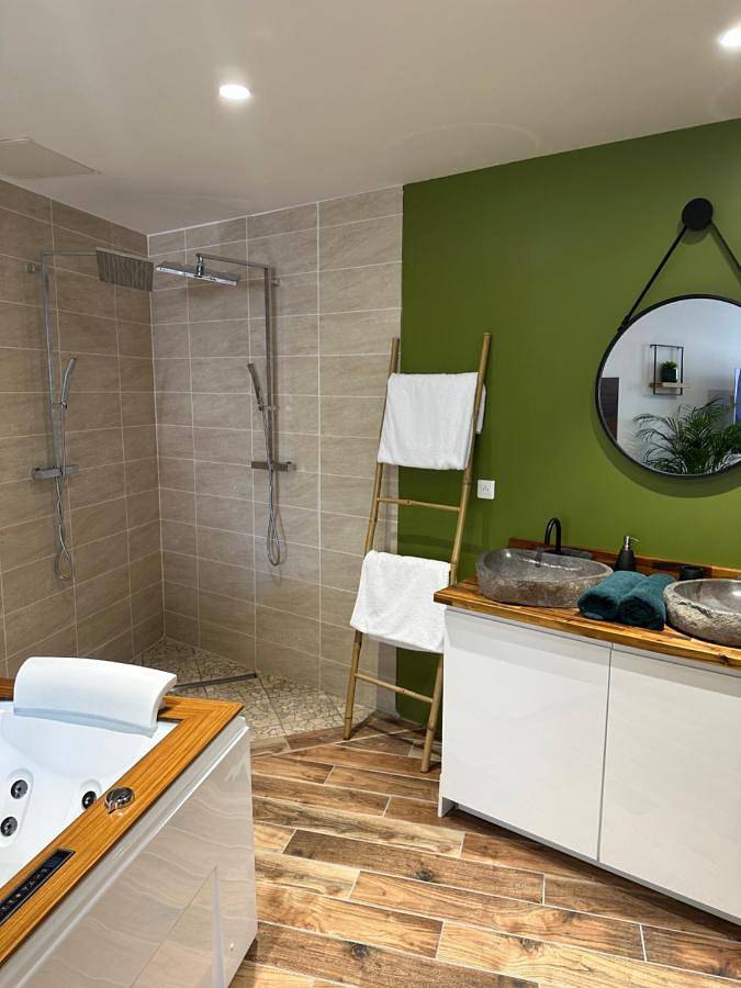 Maison de vacances pour 2 personnes, avec jacuzzi et jardin, animaux acceptés en France - 4