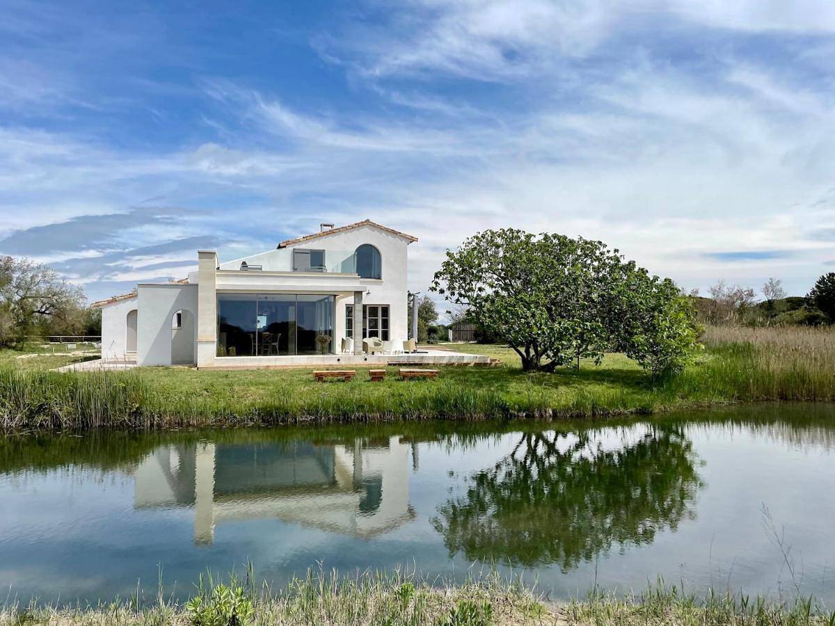 Chambre d’hôte pour 10 personnes avec vue sur le lac in Saintes-Maries-de-la-Mer, Région d'Arles