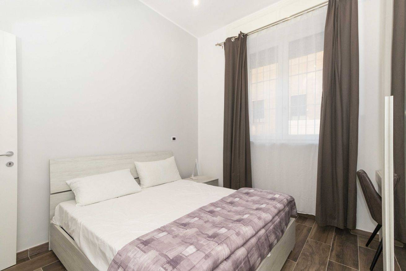 Apartamento entero, New! Roomy & Bright Apt x 4 Lingotto / Molinette in Turín, Provincia de Torino