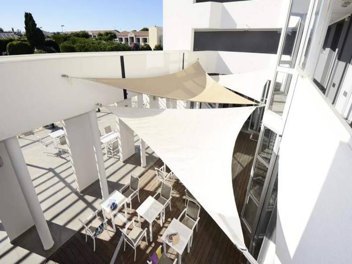 Gîte pour 4 personnes, avec piscine, adapté aux familles dans Thermes des Hespérides - 3