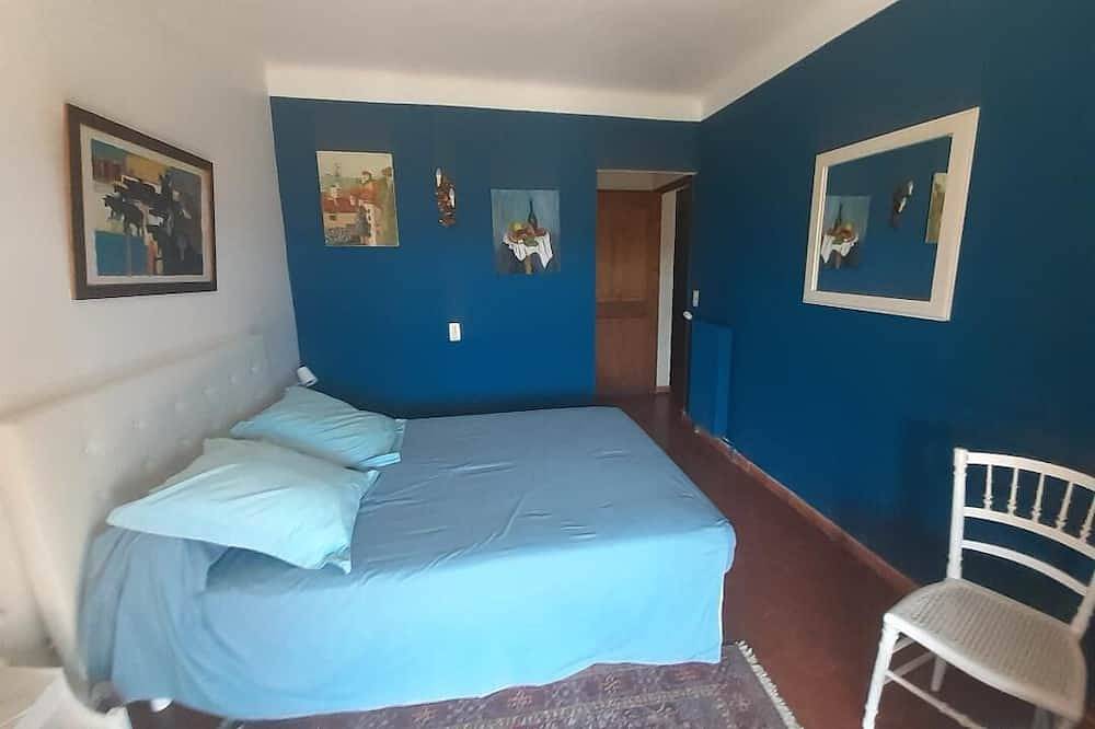 Maison sur 3 ha avec vue pour 10  personnes proche Cotignac in Montfort-sur-Argens, Région de Brignoles