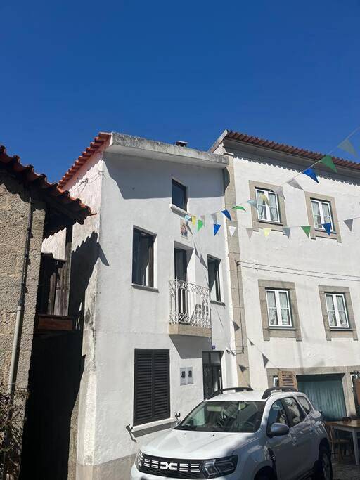 Casa de férias para 5 pessoas, com vista e varanda em Oliveira do Hospital