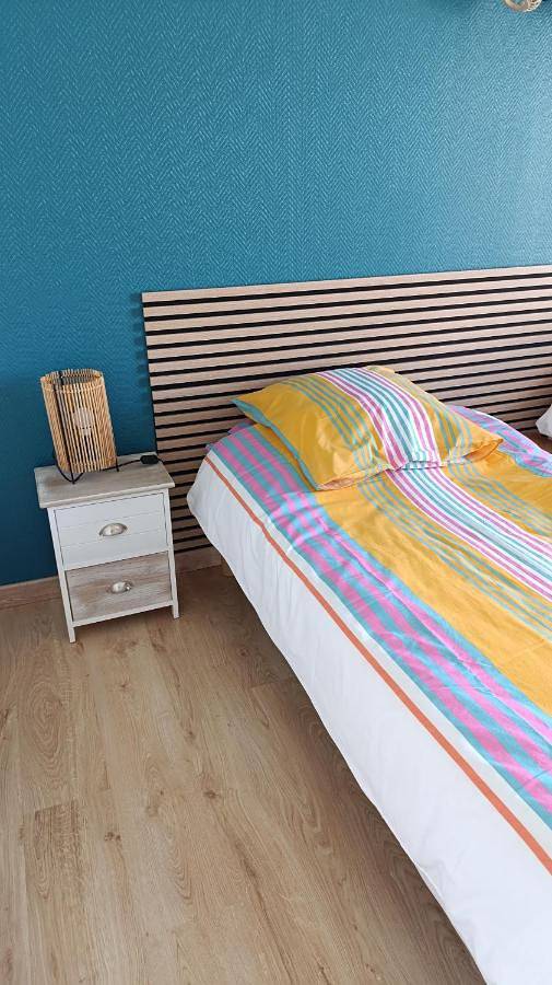 Location de vacances pour 2 personnes, avec jardin et terrasse à Rouillon - 4