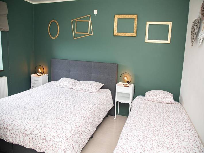 Location de vacances pour 9 personnes, avec jardin et terrasse à Doische - 4