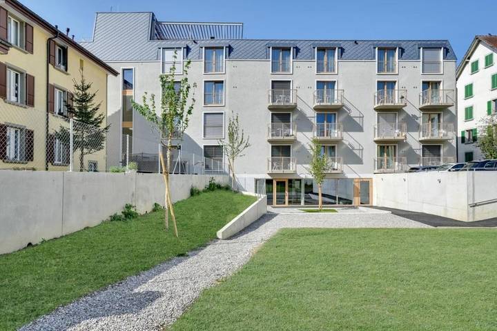 Gîte pour 3 personnes, avec Terrasse et Jardin à Bienne - 4