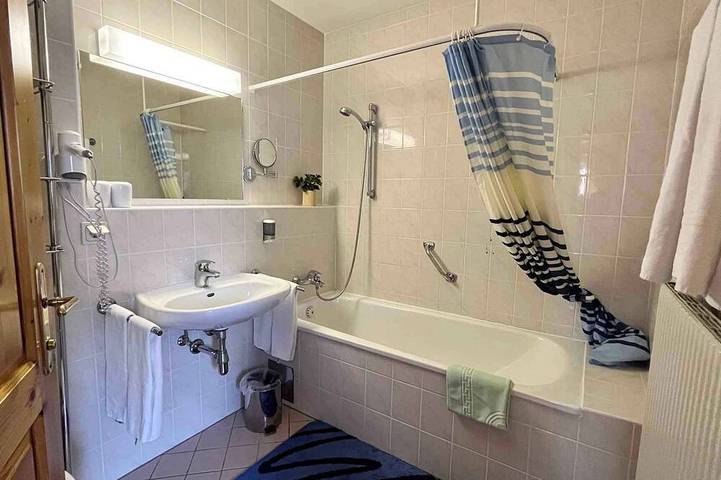 Ganze Wohnung, Ferienwohnung für 4 Persohnen im schönen Termaldorf Bad Waltersdorf in Bad Waltersdorf, Steirerland