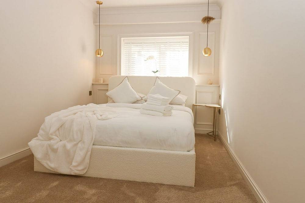 Arbour House Farm Bungalow, pet friendly, with hot tub in Durham in Durham, County Durham