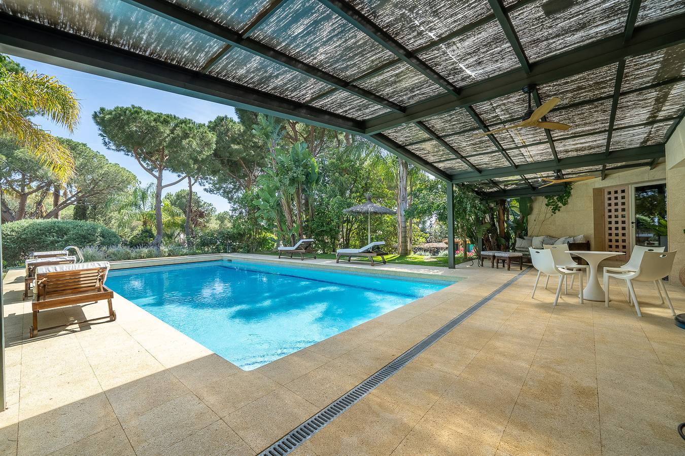 Homeholidaysrentals Acuarela - Costa Barcelona in Urbanizacion Montcabrer, Cabrils