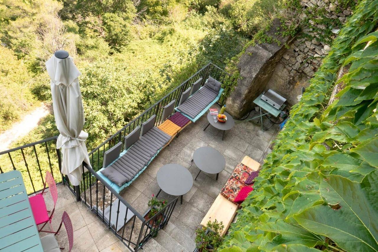 Standard Double Room with Shared Bathroom in Venasque, Parc naturel régional du Mont-Ventoux