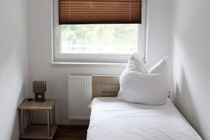 Ferienwohnung für 4 Personen, mit Balkon und Garten in Golßen - 4