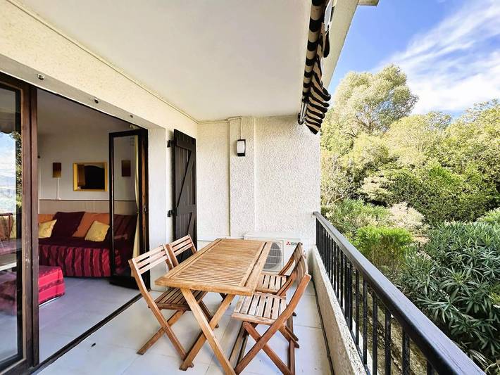 Gîte pour 4 personnes, avec piscine dans Plage de l'Almanarre - 4