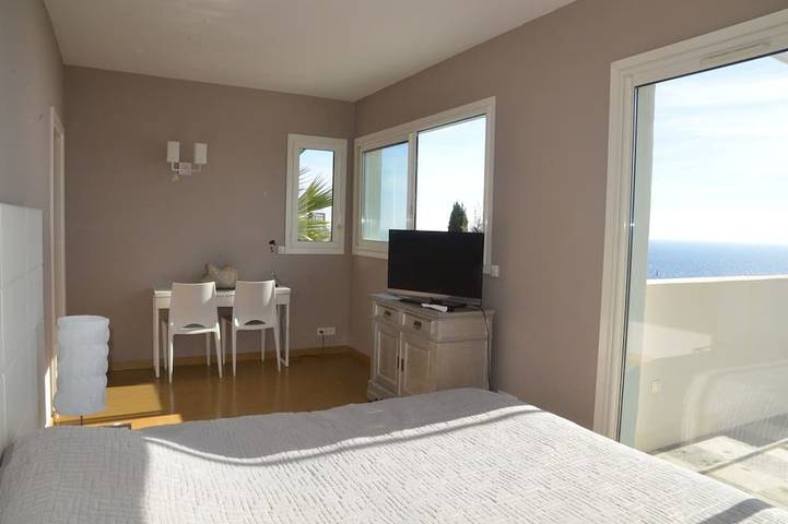 Villa pour 8 personnes, avec terrasse et jardin dans Anthéor - 3