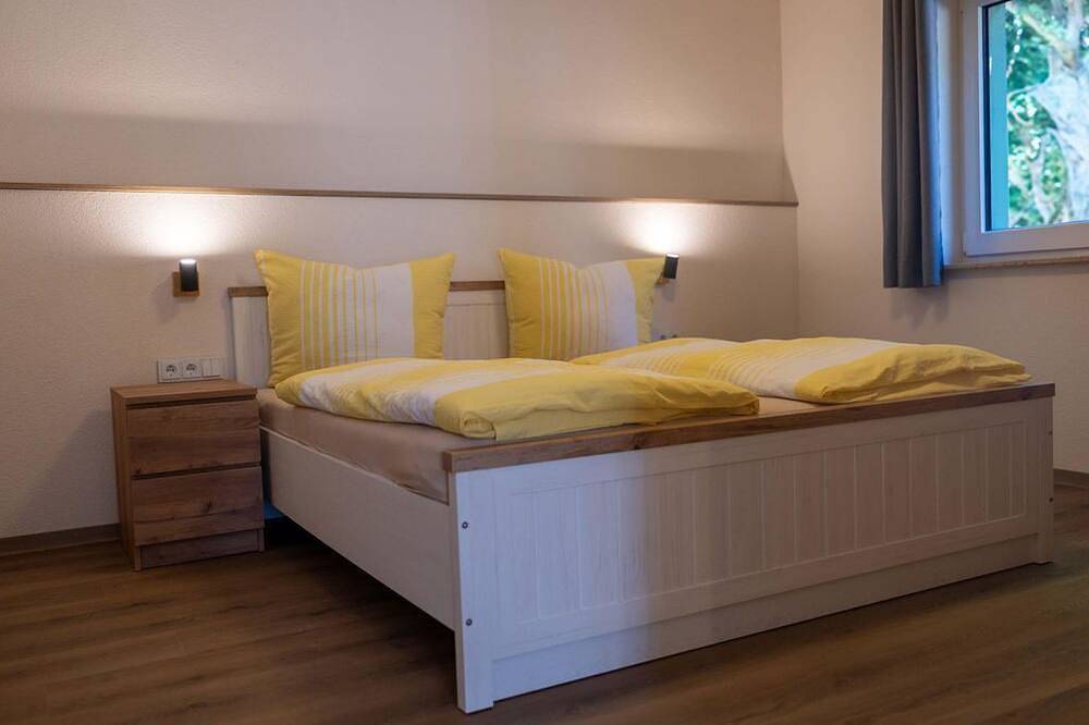 Ganze Wohnung, Wohnung 9, 1 Schlafraum - Ferienwohnungen im Waldhaus Sebnitz in Sebnitz, Elbsandsteingebirge