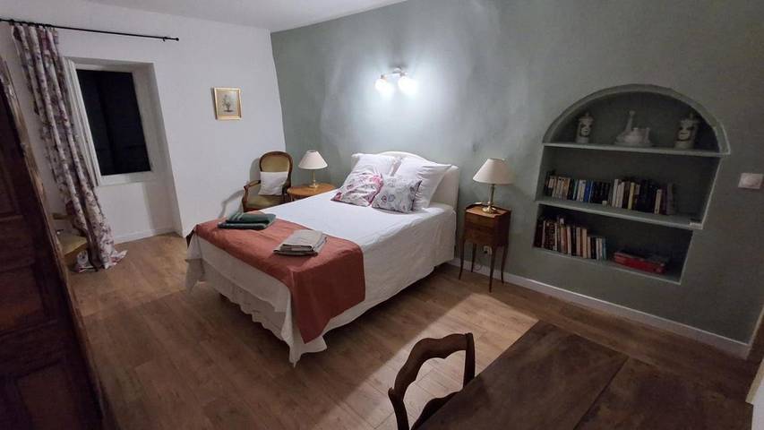 Location de vacances pour 6 personnes, avec Balcon ainsi que Terrasse et Piscine à Fournès - 4