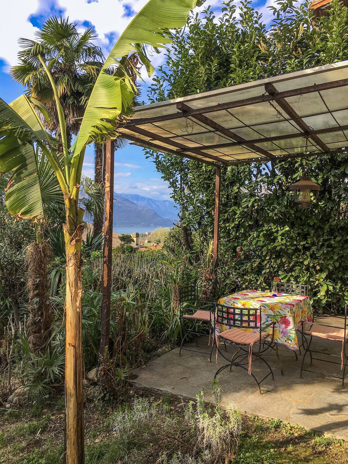 Geheel appartement, Vakantieappartement voor 3 personen met uitzicht op het meer in Muceno, Porto Valtravaglia