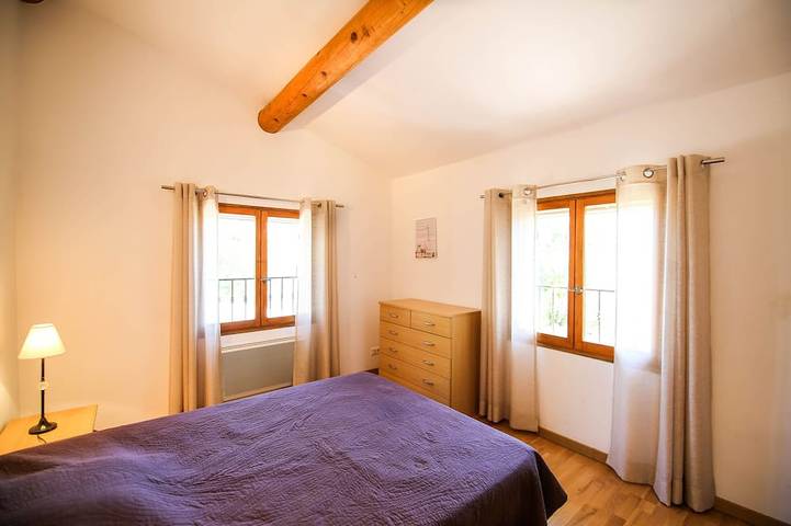 Ferienhaus für 8 Personen, mit Terrasse und Garten in Les Vans - 4