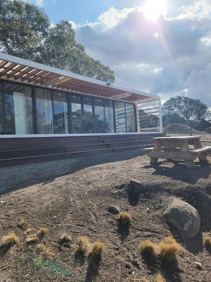 Camping für 4 Personen, mit Terrasse und Ausblick sowie Garten in Melbourne
