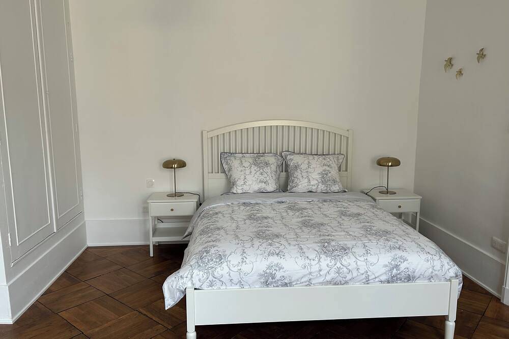 Appartement entier, \"Gite Vosges en ville\" appartement sauna, espace bien être au coeur d'Epinal in Épinal, Région d'Épinal