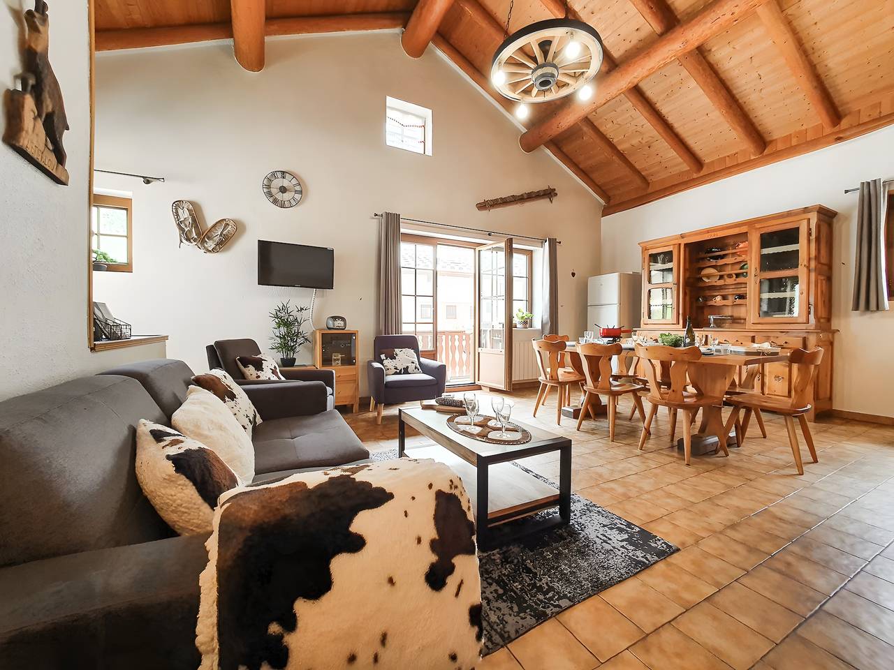 Chalet "Eterlou" con vistas a las montañas, balcón y Wi-Fi in Lanslebourg-Mont-Cenis, Región de Saint-Jean-de-Maurienne