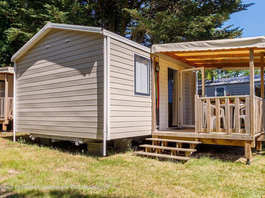 Camping Ushuaïa Villages Le Parc de la Grève - Mobile home 2 persons - Home Confort 1bed (classic range) in L'Aiguillon-sur-Vie, Loire Valley