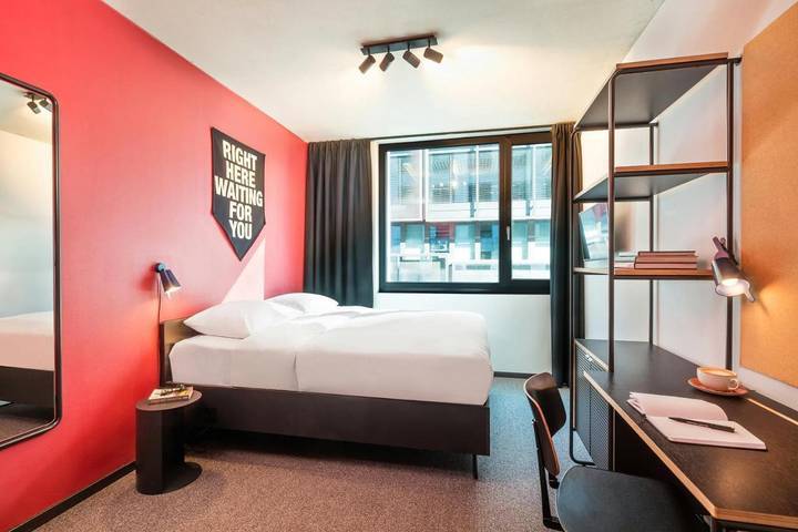 Hotel für 2 Personen, mit Terrasse in Berliner Fernsehturm