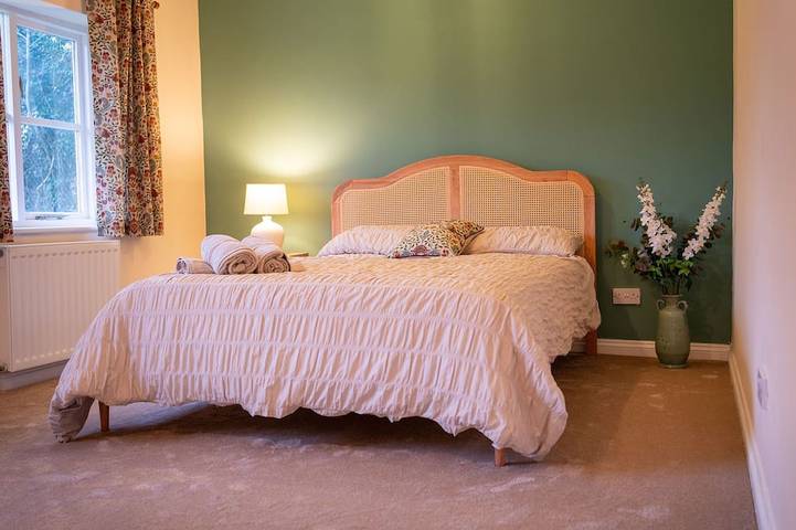 Historic Farmhouse Stay near Oxford in Oxfordshire