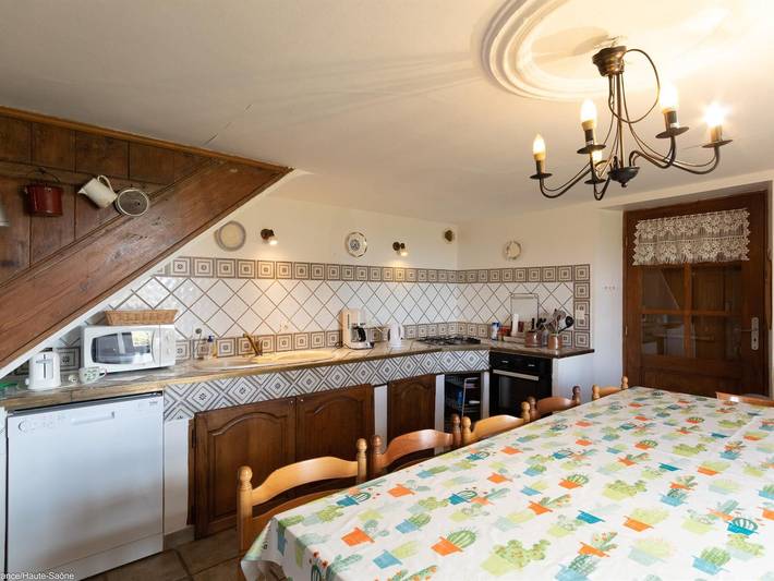 Grande maison rénovée avec Wifi, idéale pour familles in Fougerolles, Parc naturel régional des Ballons des Vosges