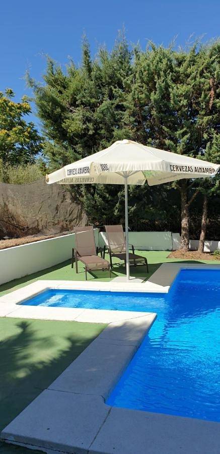 Casa de vacaciones para 6 personas, con piscina además de vistas y jardín en Sierra Mágina - 2