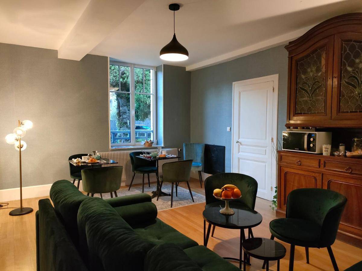 Double Room in Nuits-Saint-Georges, Région de Beaune
