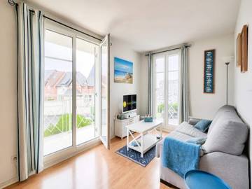 Location De Vacances pour 4 Personnes dans Saint-Sauveur-de-la-Mer, Côte Fleurie, Photo 1