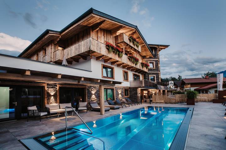 Ferienhaus für 5 Personen, mit Balkon und Terrasse sowie Garten und Pool in Wagrain - 2