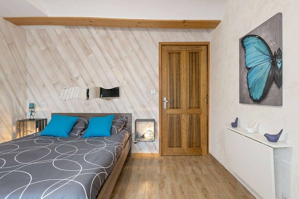Entire apartment, ★ Quiet ★ City centre ★ Easy Parking ★ Wifi ★ in Le Puy-en-Velay, Haute-Loire