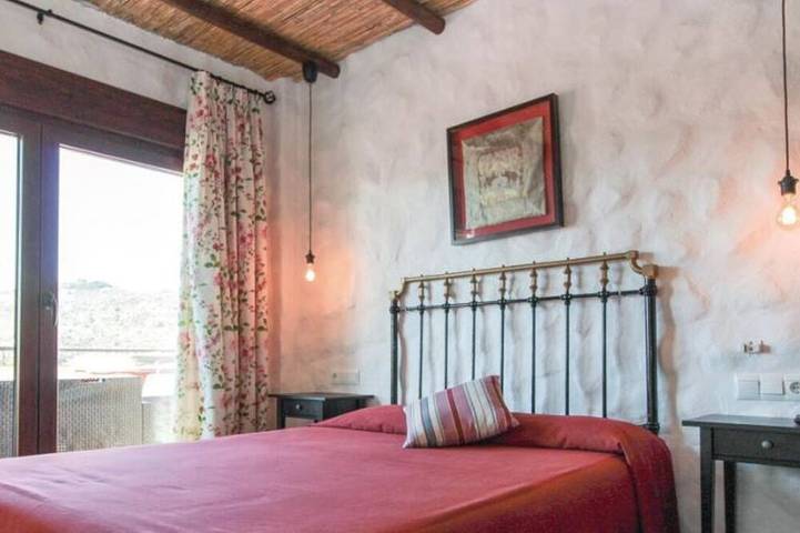 Magnifique villa avec terrasse, jacuzzi et vue imprenable in Canillas de Albaida, Cordillera Penibética