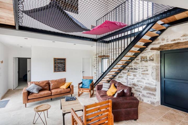 Casa de huéspedes para 8 personas, con piscina además de jardín y terraza - 1