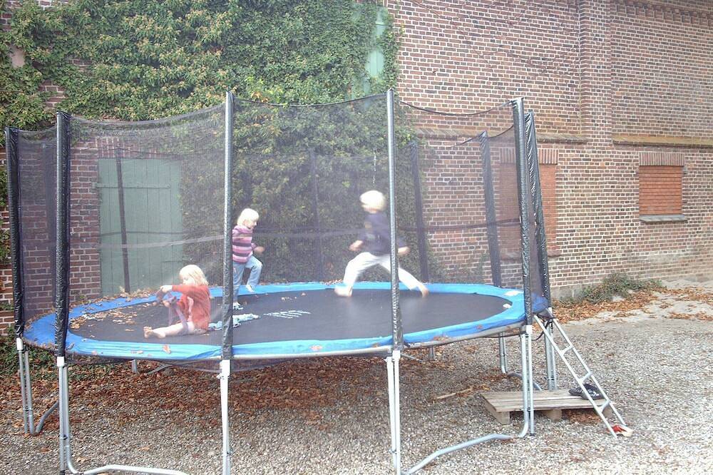 Ganze Wohnung, Fewo2 - Erholsamer Familienurlaub in wunderschöner Küstenregion in Steinbergkirche, Schleswig-Flensburg