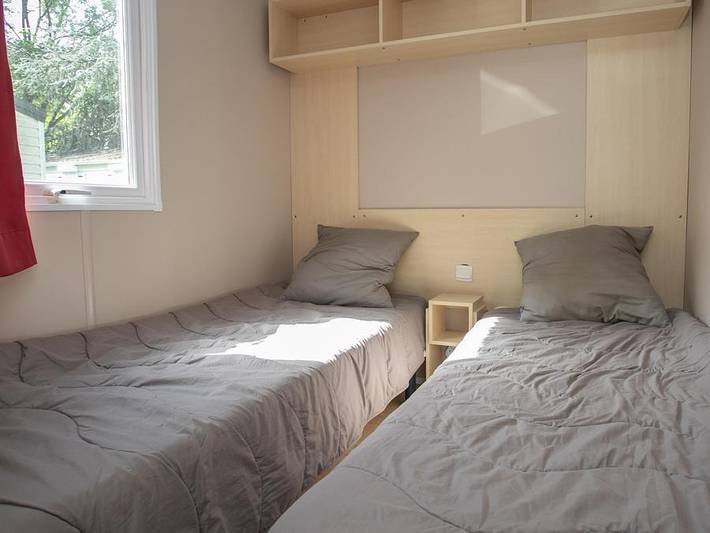 Mobil home pour 4 personnes, avec bassin pour enfant, animaux acceptés à Foix - 3