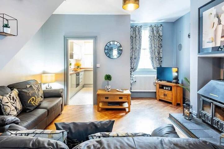 Apartment for 9 people, with garden, with pets in Chester