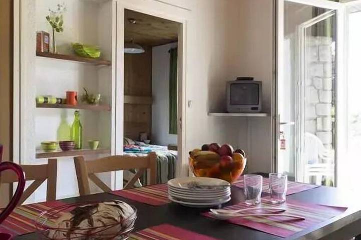 Chalet pour 4 personnes, avec terrasse, animaux acceptés