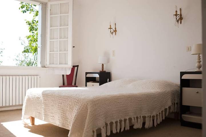 Location de vacances pour 4 personnes, avec terrasse et jardin à Billiers - 2