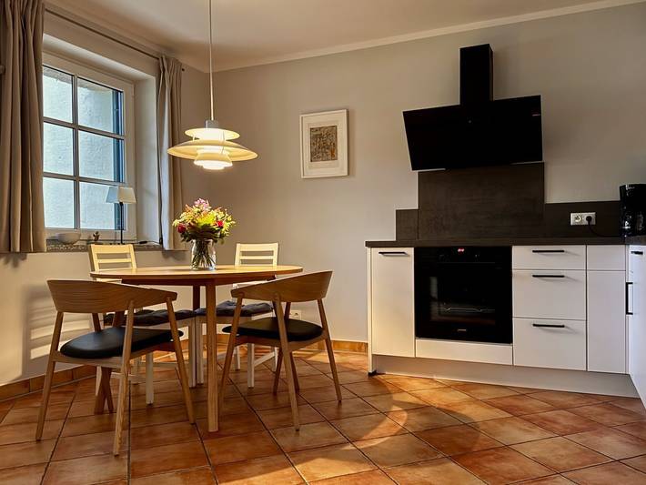 Ferienwohnung für 4 Personen, mit Terrasse und Seeblick in Wieck am Darß, Darß