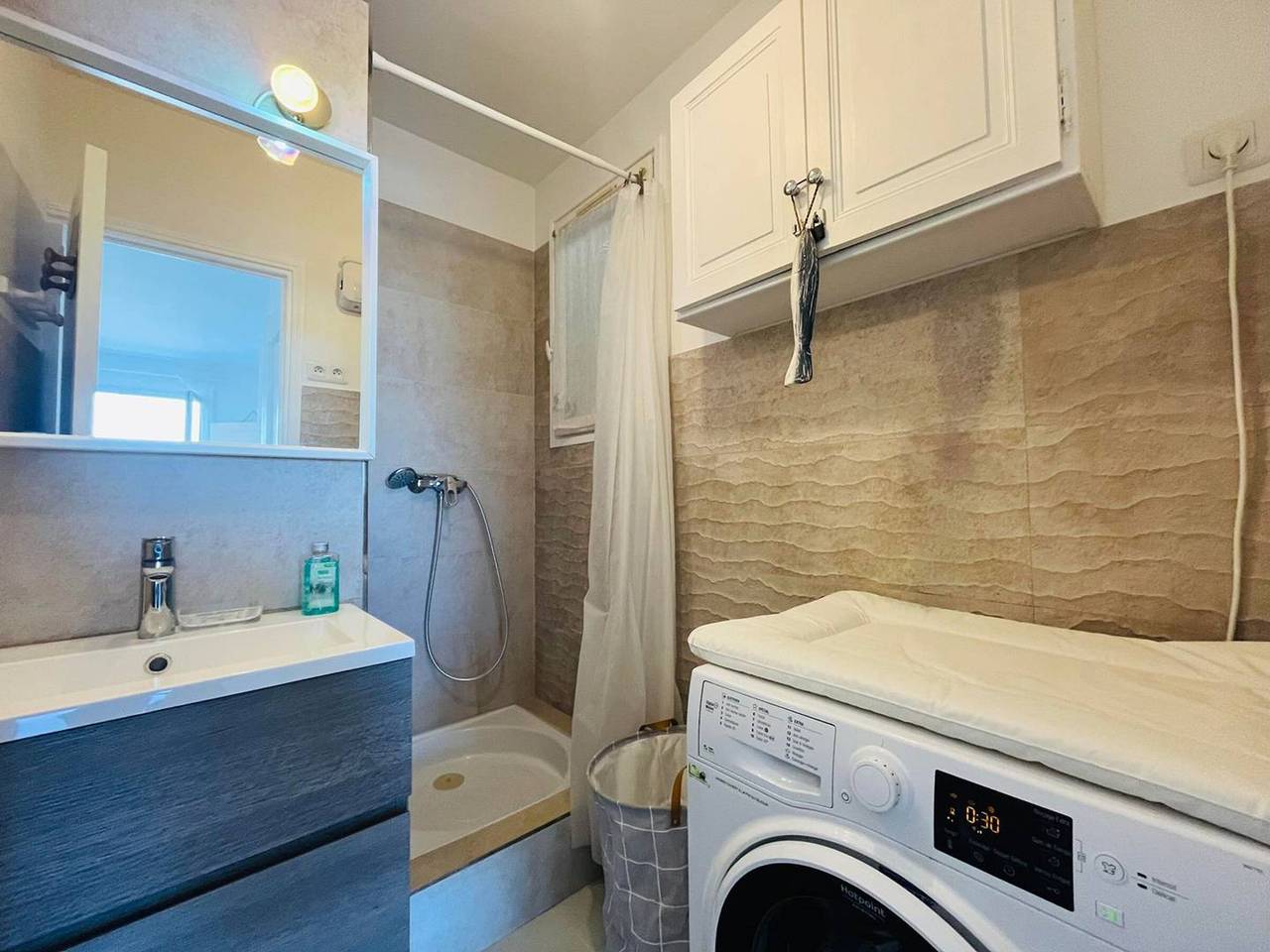Appartement entier, Appartement T2 climatisé avec parking, proche plage à Calvi in Calvi, Région de Calvi