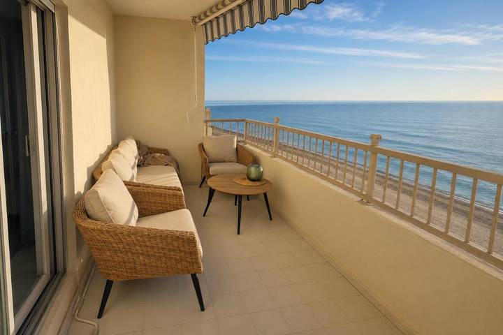 Gîte pour 6 personnes, avec Balcon ainsi que Terrasse et Vue à Strongoli - 4