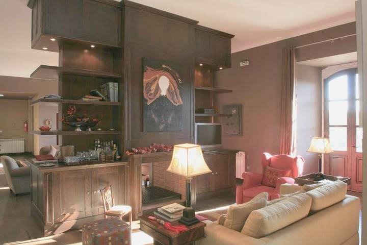 Gîte pour 2 personnes, avec piscine et jardin ainsi que vue et terrasse à Vila Flor - 3