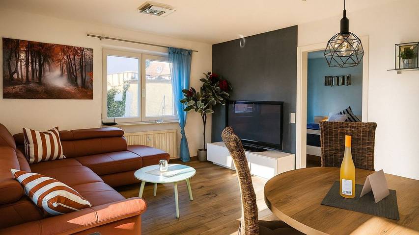 Ferienwohnung für 2 Personen, mit Garten und Terrasse in Unteruhldingen