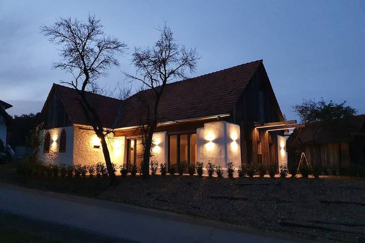 Ferienwohnung für 4 Personen, mit Garten und Whirlpool sowie Sauna und Terrasse - 1