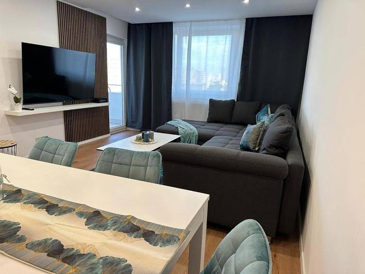 Ferienwohnung für 7 Personen, mit Balkon und Terrasse sowie Ausblick