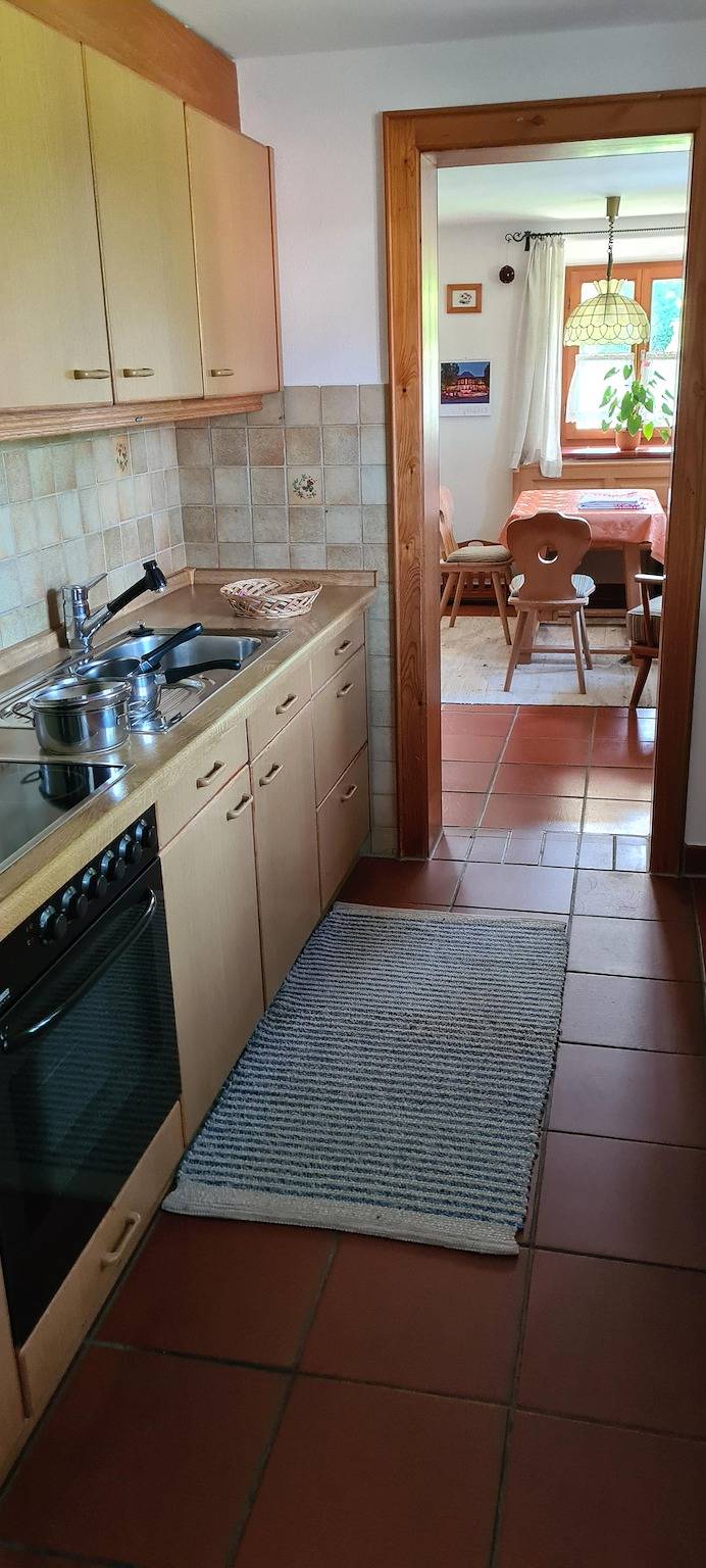 Apartamento vacacional entero, Ferienwohnung Diechtler inkl. Chiemgaukarte - Holiday flat West 55sqm,terrace, kitchen, 2 bedrooms, living room, max 4p. in Ruhpolding, Alpes Bávaros