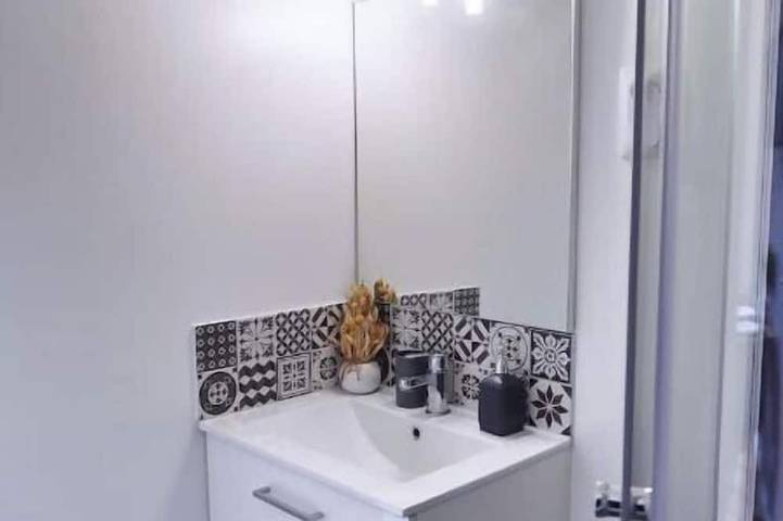Apartamento entero, 3-Charming stay in a renovated farmhouse in San Quintín (Aisne), Aisne