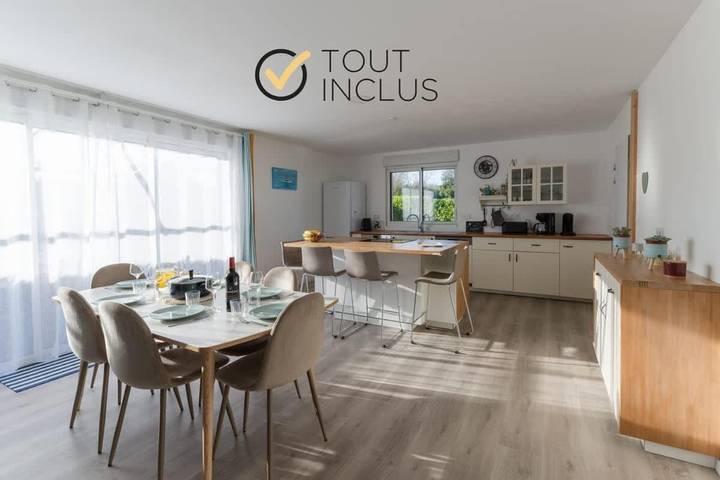 Gîte pour 6 personnes, avec jardin et terrasse dans Plage de Tréompan